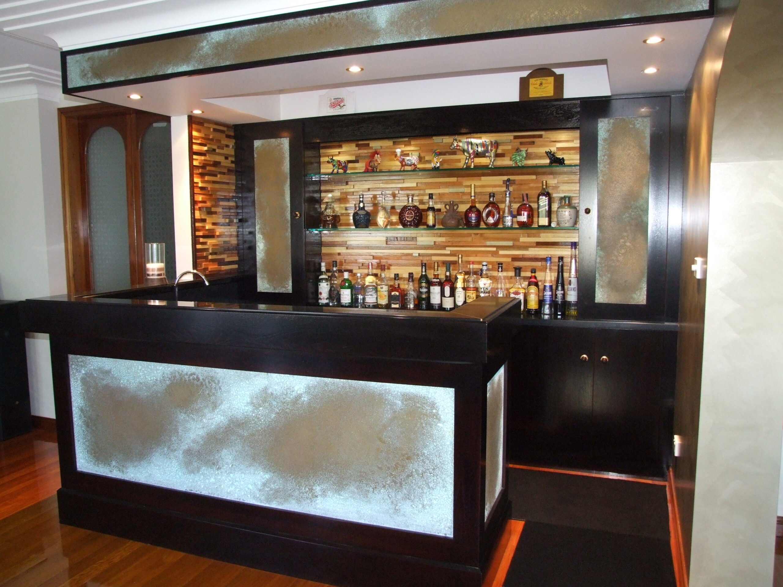 tiger bar.1
